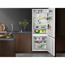 Frigorífico Combinado AEG NSC7P751DS