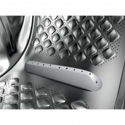 Máquina de lavar e secar roupa Electrolux EWI7216O2B