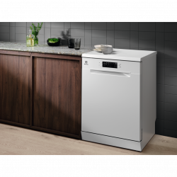 Máquina de lavar loiça Electrolux ESS47400SW