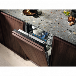 Máquina de lavar loiça Electrolux EEQ42200L